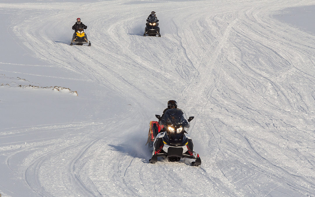 Aventuras con Moto de Nieve en Noruega