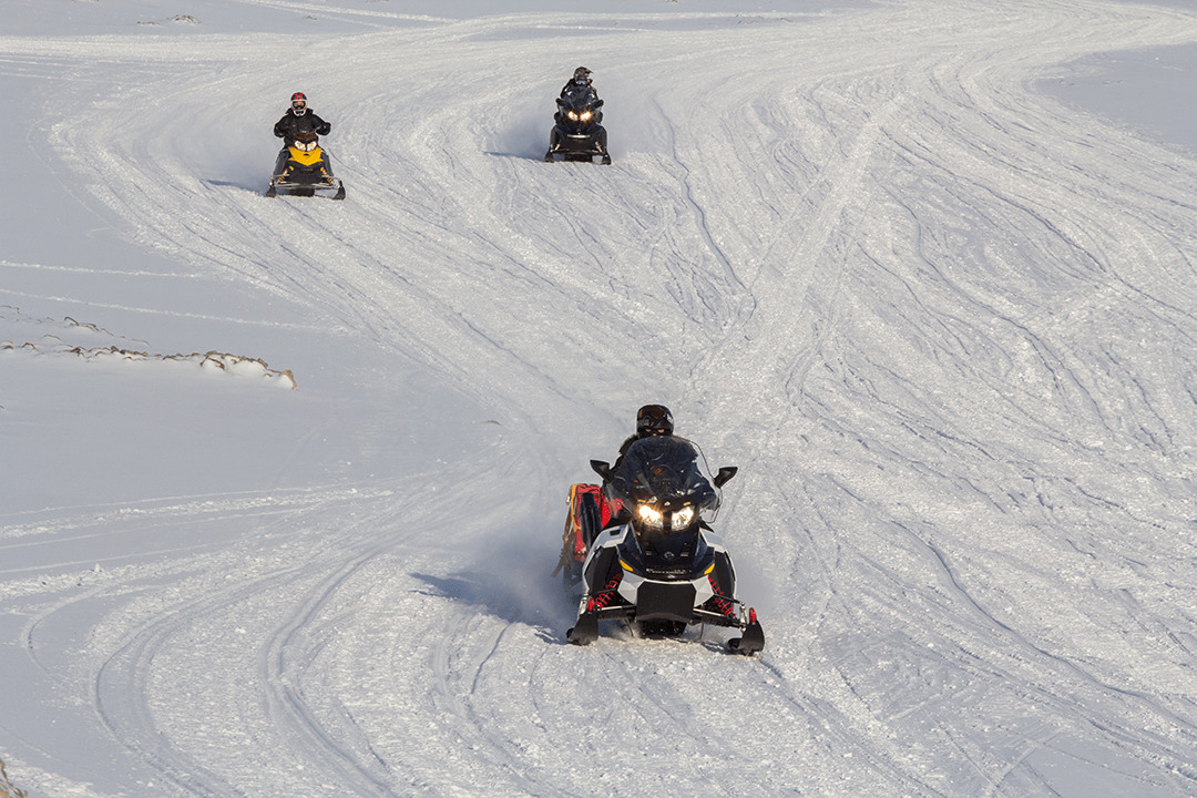 Aventuras con Moto de Nieve en Noruega
