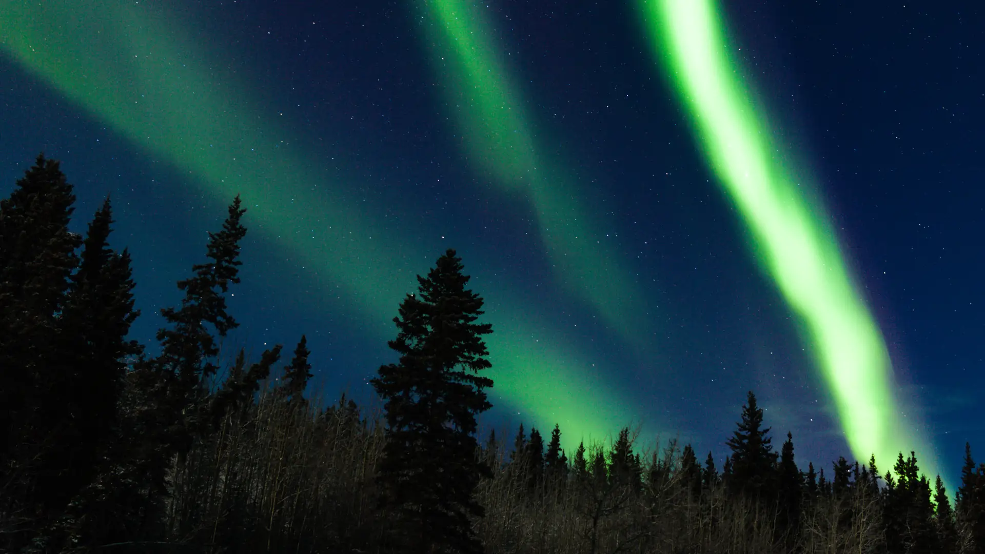 auroras de oeste a este